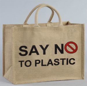 Advantages of Using Jute Bags instead of Plastic Bags 2
